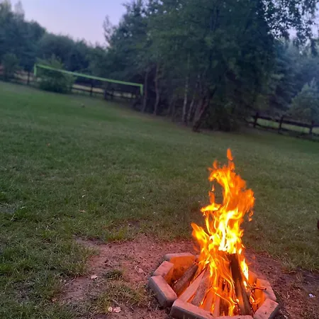 Letniskowy Letniczówka Сasa de vacaciones *
