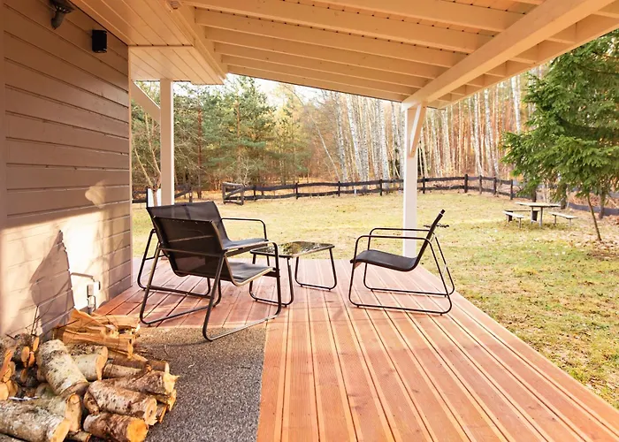 Letniskowy Letniczowka Дом отдыха Вархалы